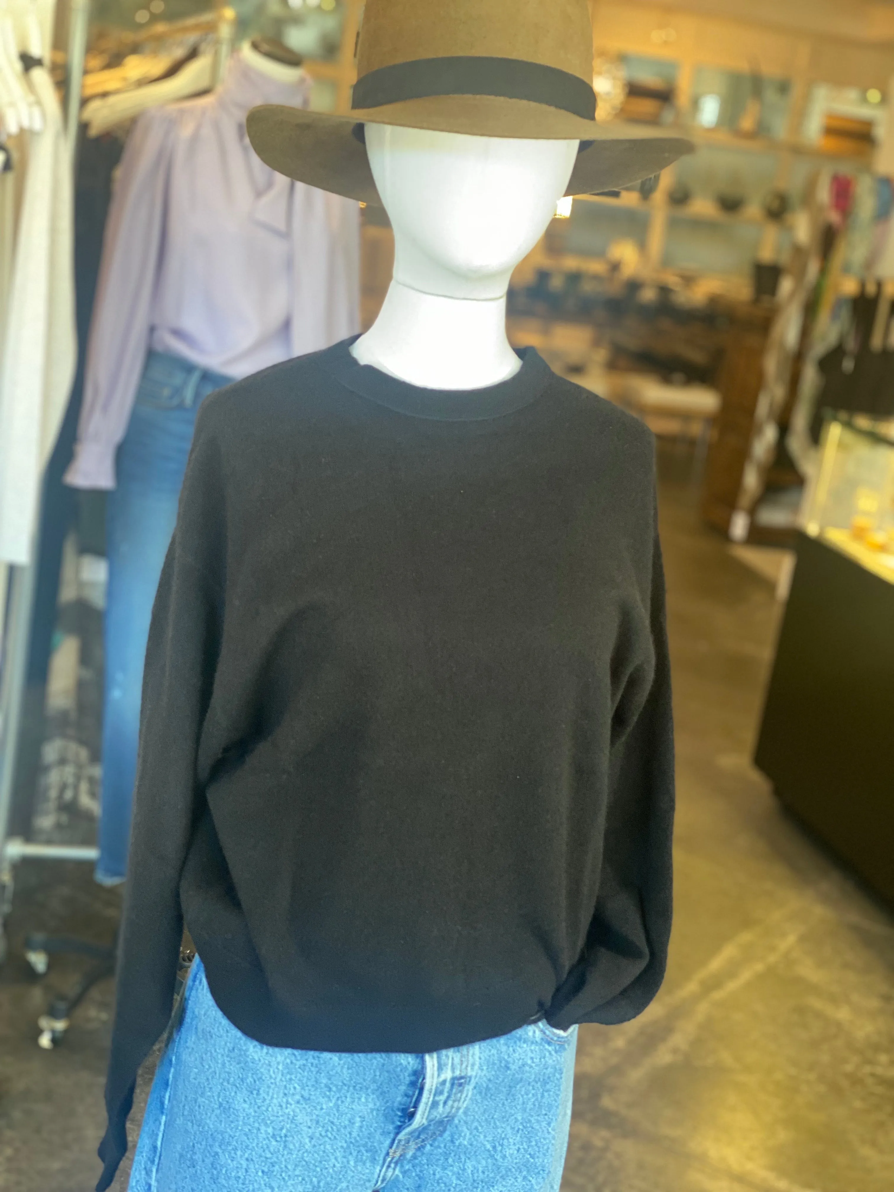 Brazeau Tricot Slouchy Black Cashmere Crew Sweater