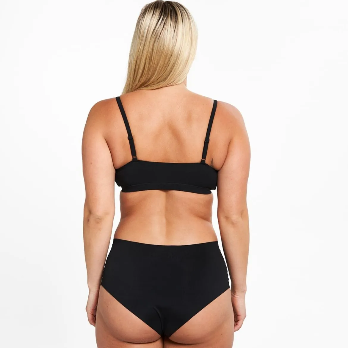 High-Rise Cheeky - Seamless Ultrasmooth 2.0 - Black