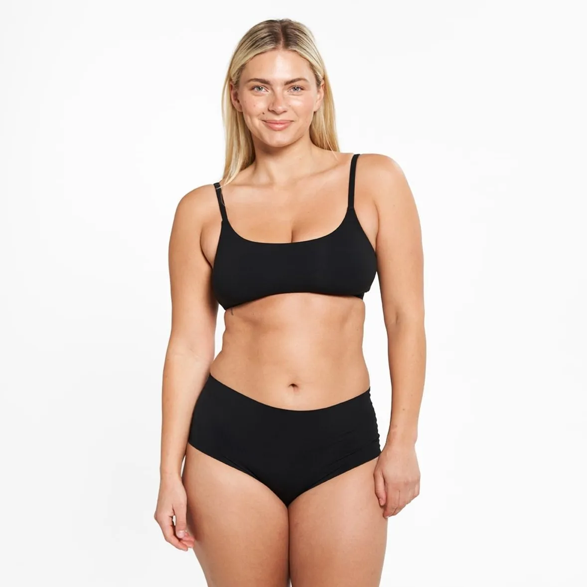 High-Rise Cheeky - Seamless Ultrasmooth 2.0 - Black