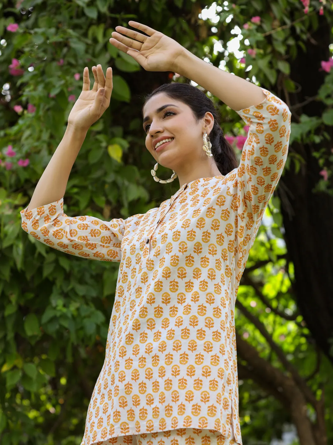 Jaipur Kurti Women Cotton Ethnic Printed White Night Suit