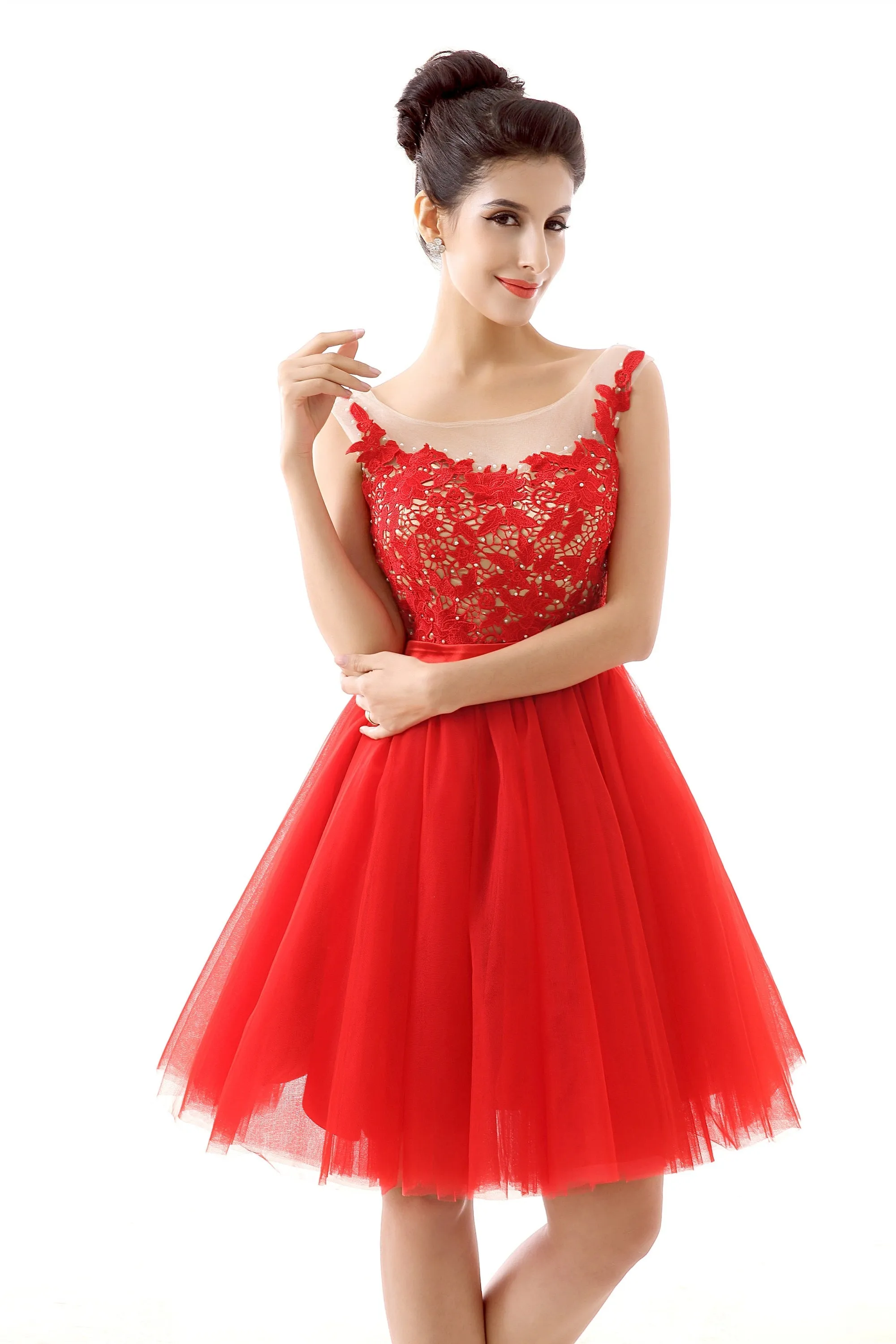 Lace Cute Red Short Homecoming Dresses