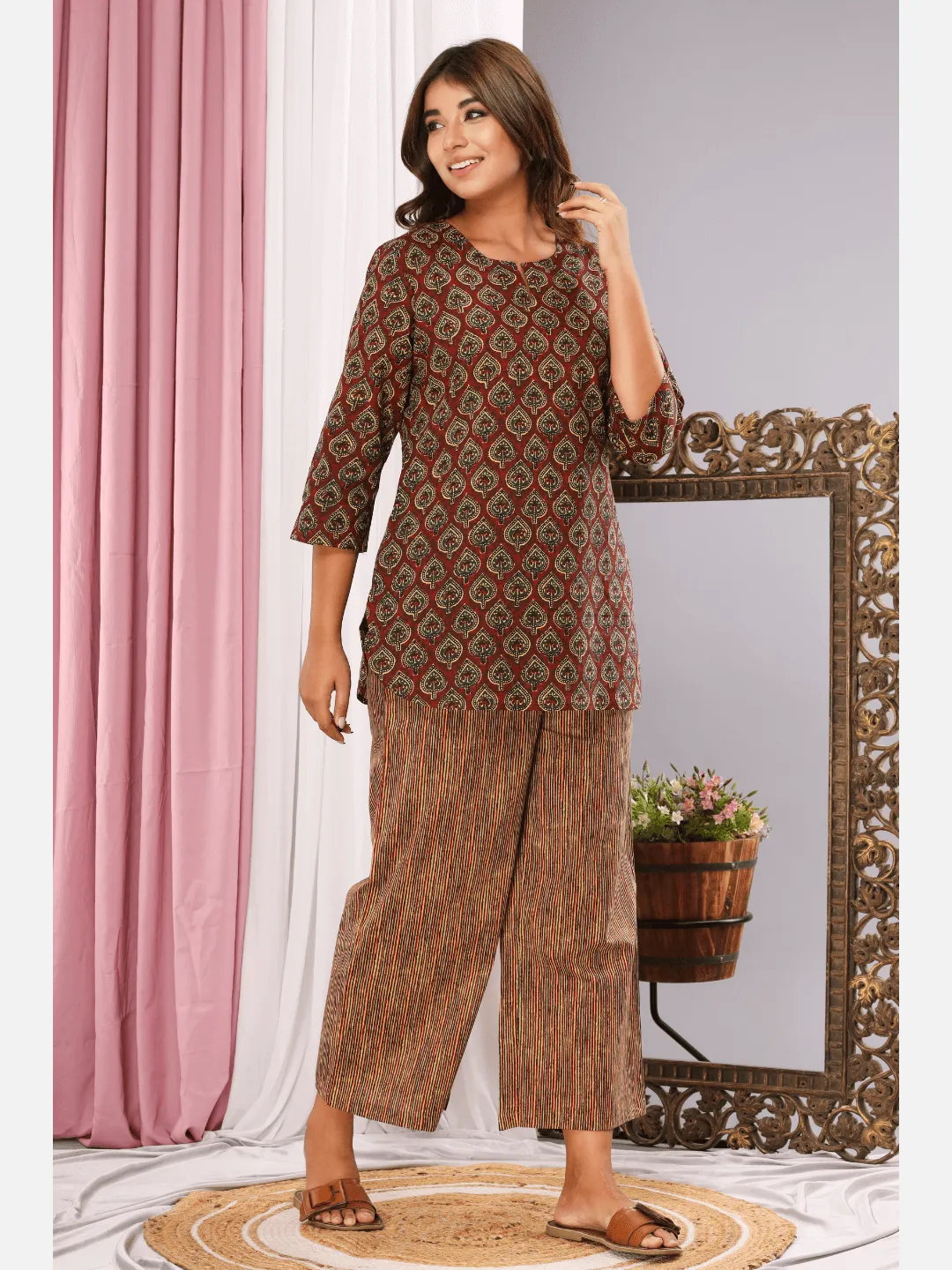 Maroon Paan Cotton Loungewear