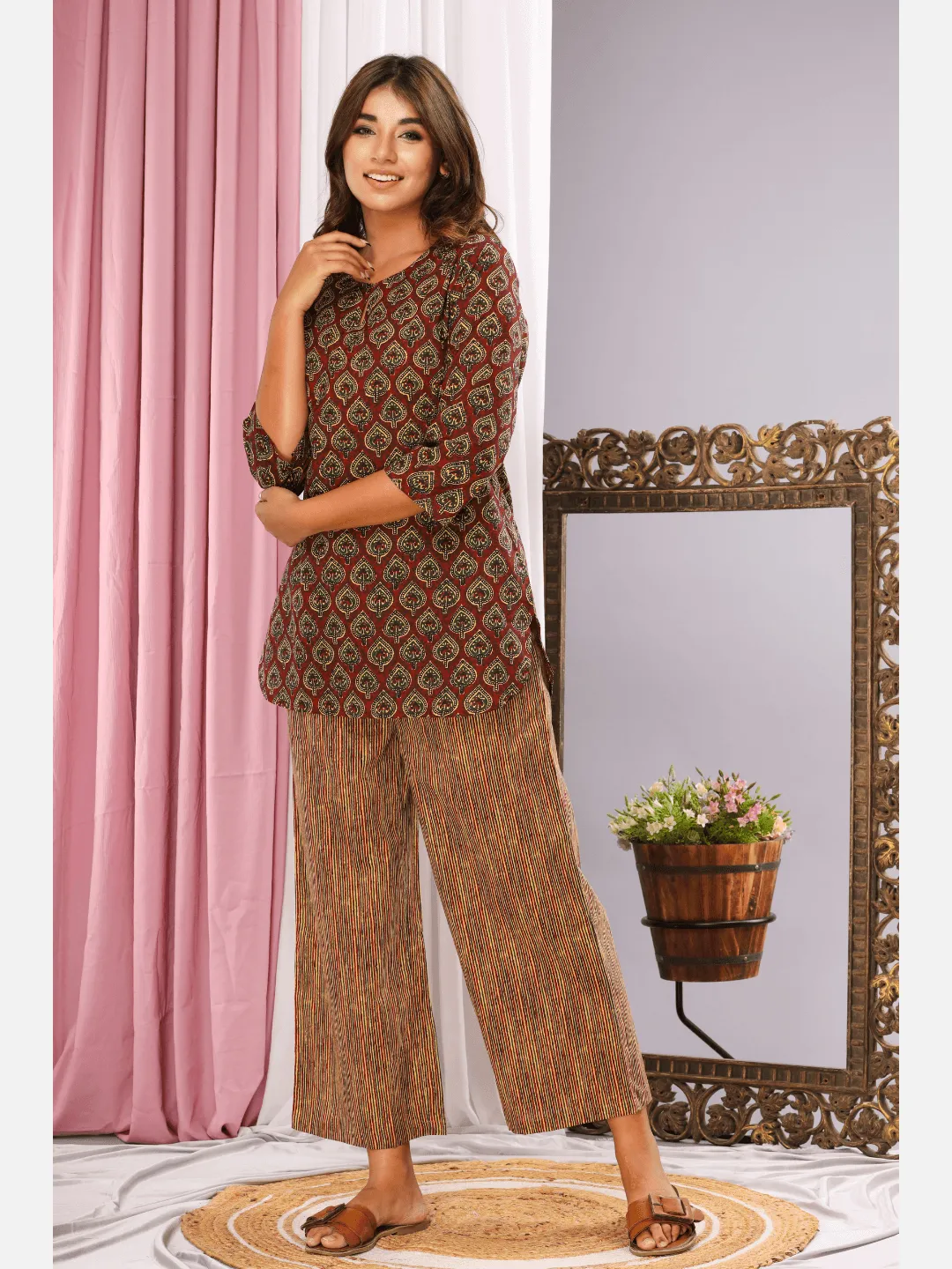 Maroon Paan Cotton Loungewear