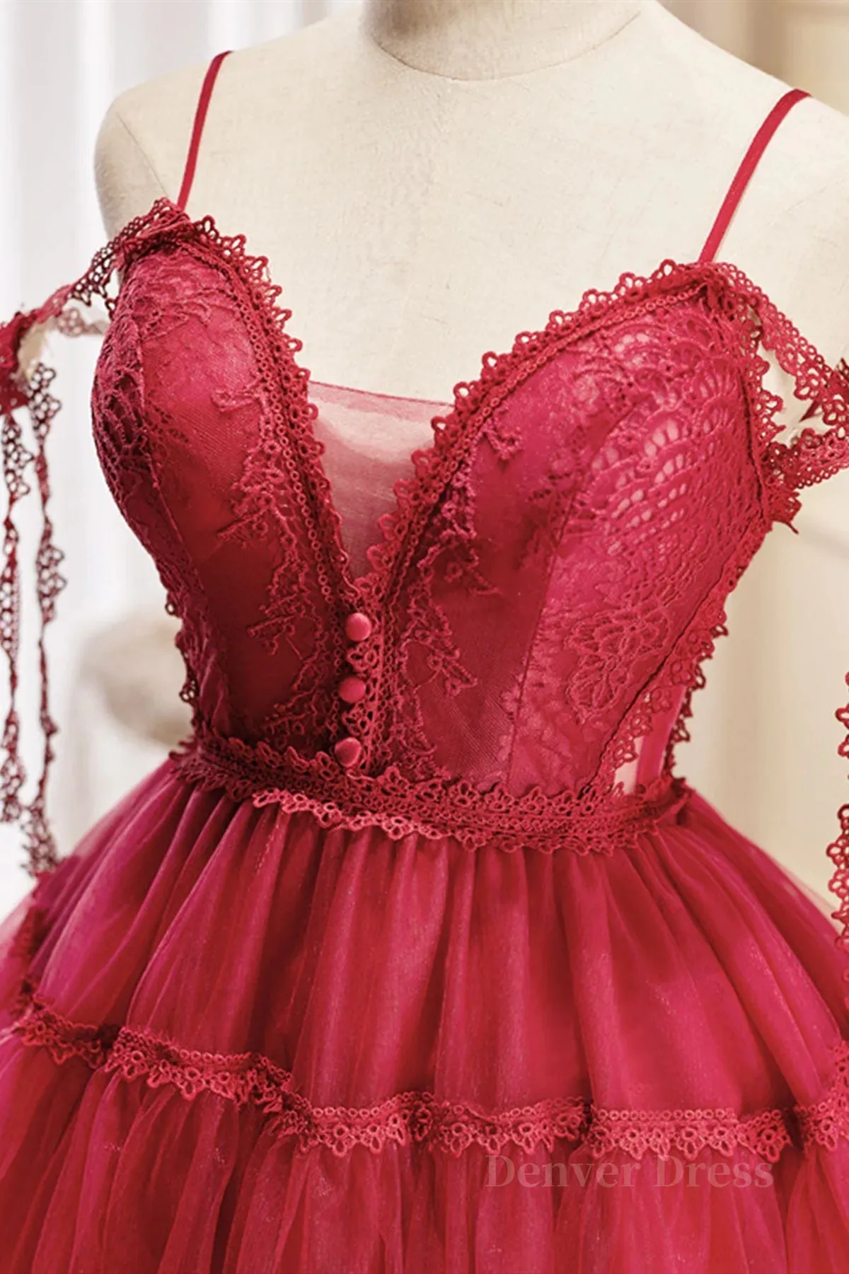 Off the Shoulder Short Burgundy Lace Prom Dresses Wine Red Short Lace Formal Graduation Dresses