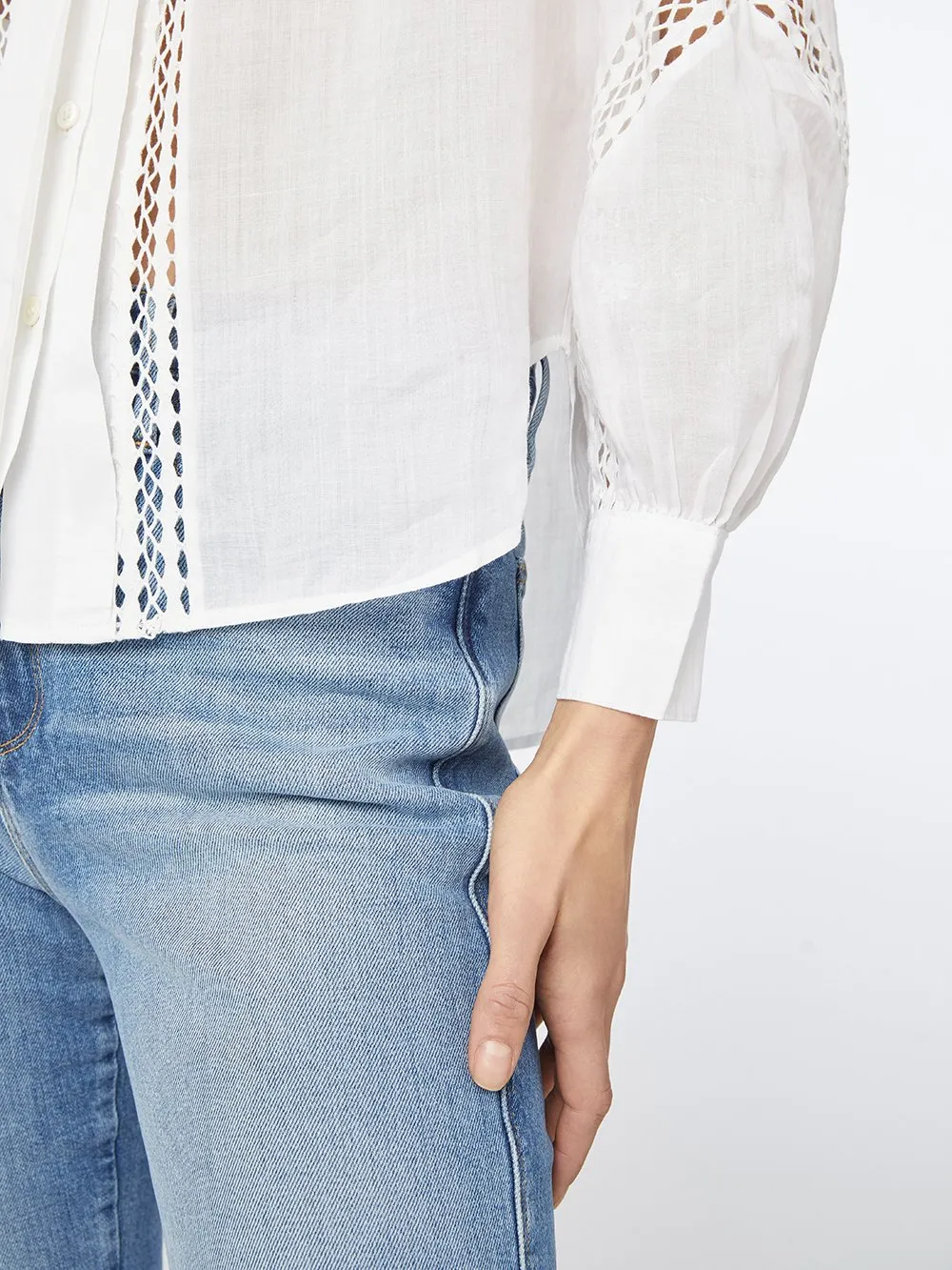 Panel Lace Button Up -- Blanc