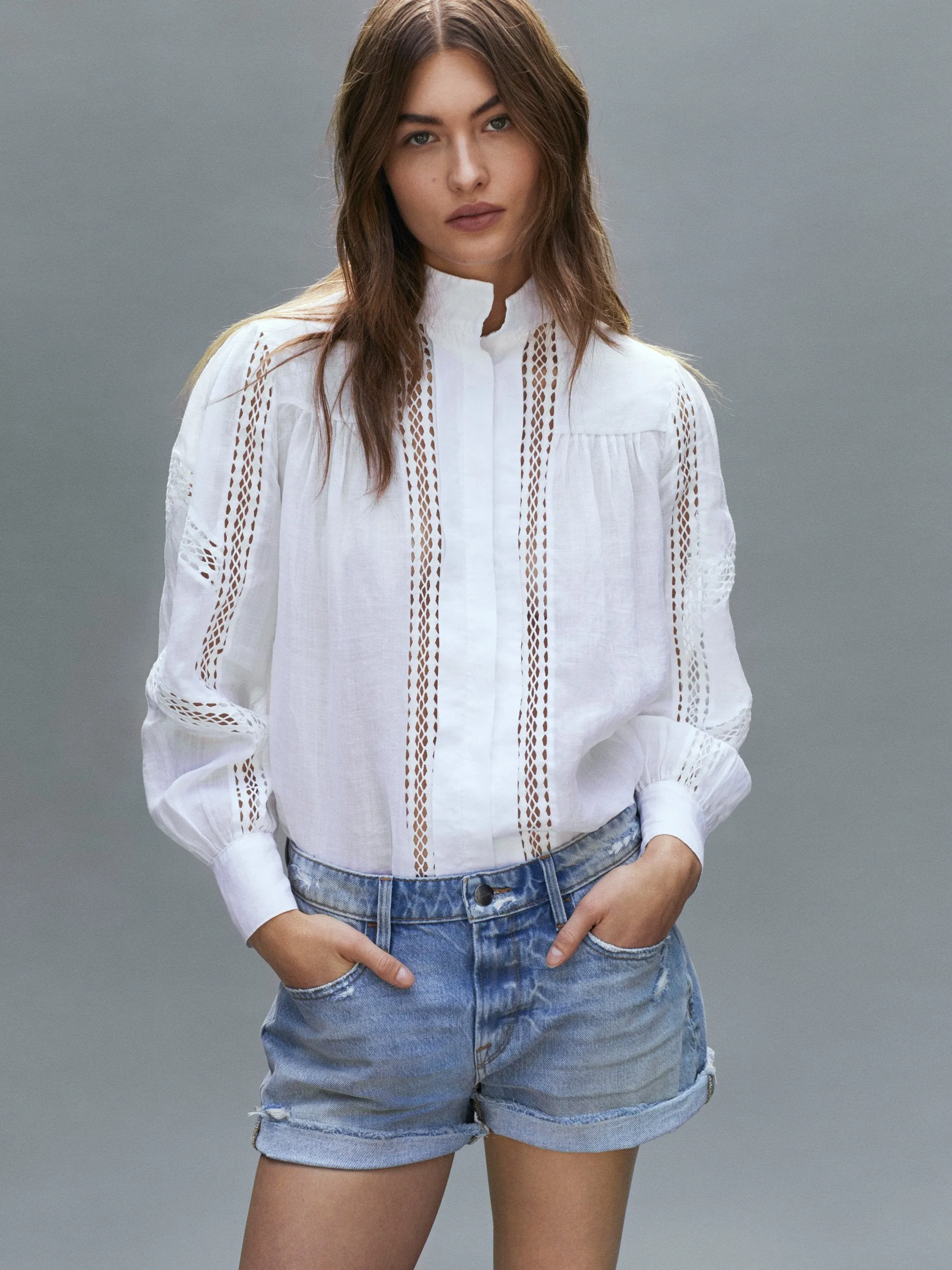 Panel Lace Button Up -- Blanc