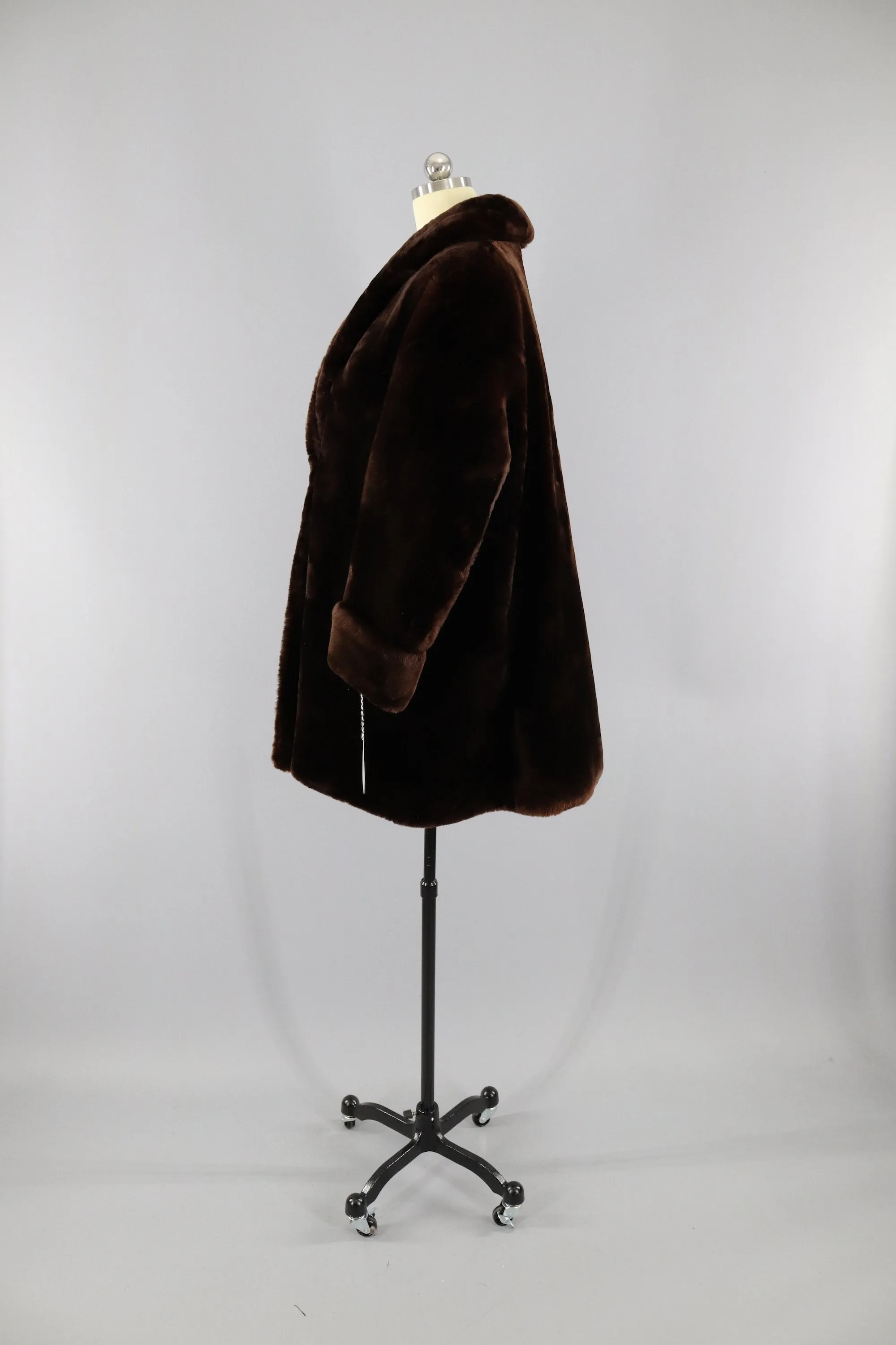 Vintage 1950s Mouton Fur Coat / Dark Brown Fur Sheared Lamb