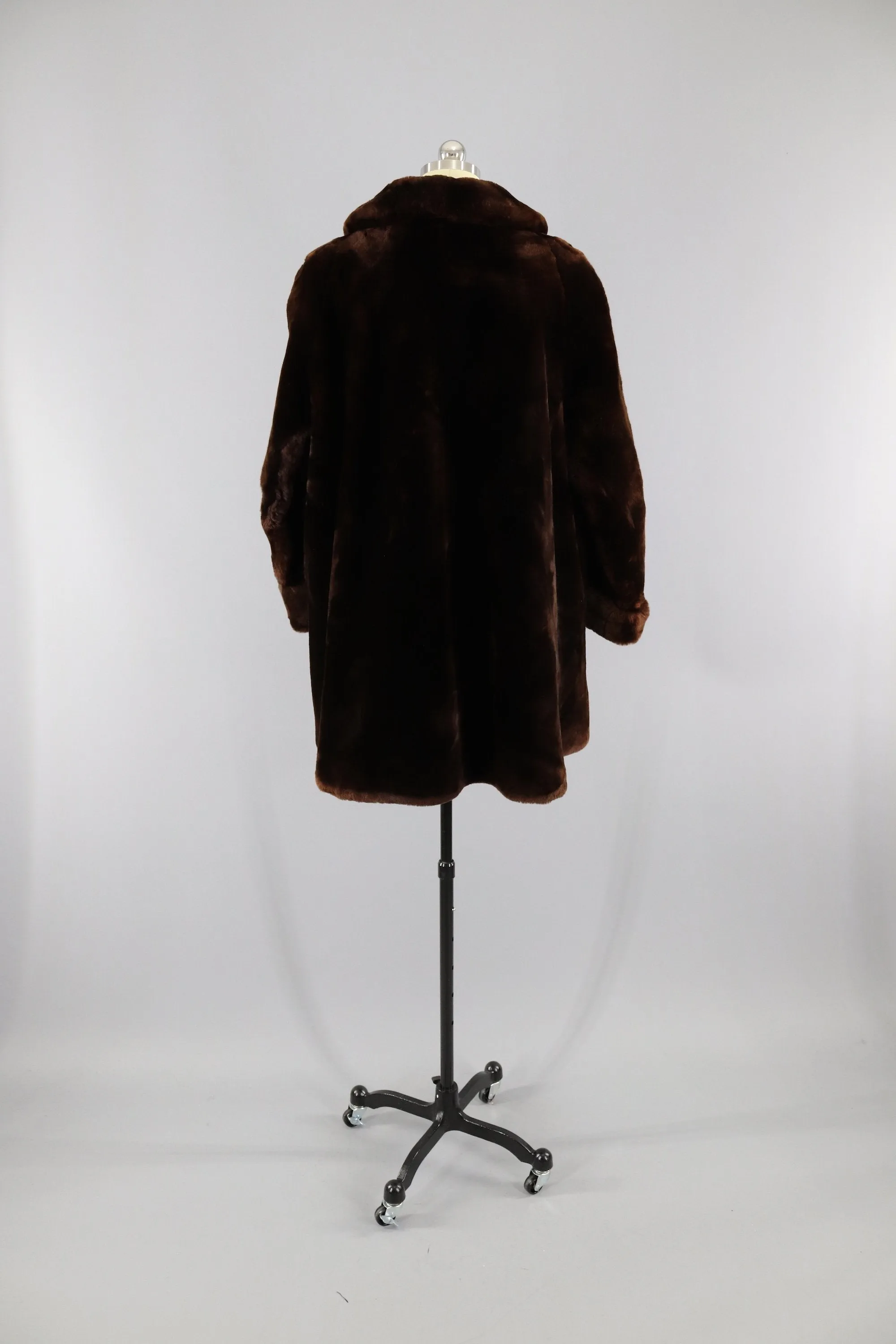 Vintage 1950s Mouton Fur Coat / Dark Brown Fur Sheared Lamb